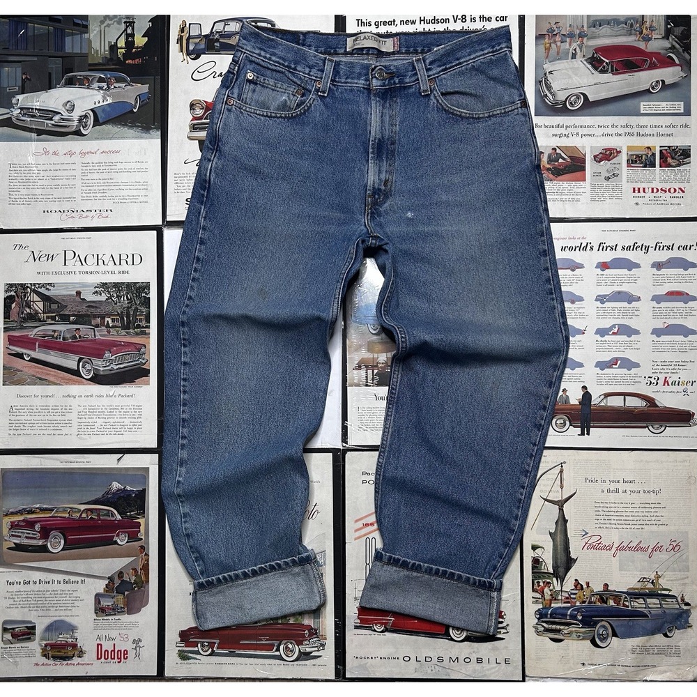 Vintage Levi's 550 Relaxed Fit Jeans Men's 34x32 Blue Denim Straight Leg